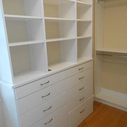Walk-in Closets 4 - Dresser Valets And Organizers