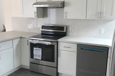 Kitchen - transitional kitchen idea in San Francisco
