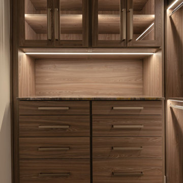 Granger Walk-In Closet