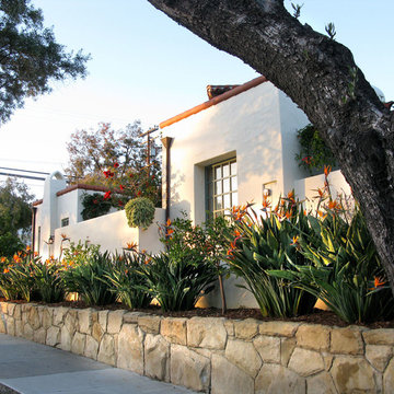 Bachelor's Spanish Home