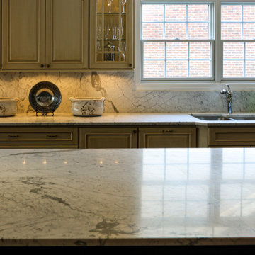 Creamy Dreamy Kitchen with White Mottled Granite Countertops