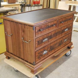 Field Chests - Storage And Organization