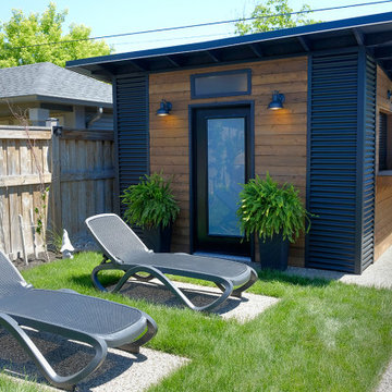 Modern Pool Shed in Hamilton Ontario with a Rollup Bar