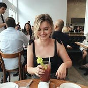 Savannah Ferdinands foto