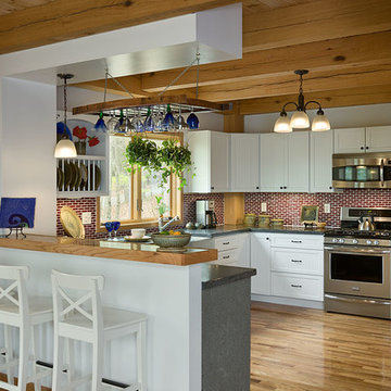 The Dancing Oaks Lodge