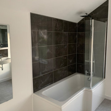 A neutral, practical bathroom for a rental property