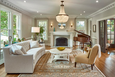 Living room photo in Dallas