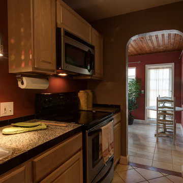 Staged Cozy 1940's St. Pete Bungalow