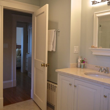 Beachy Guest Bath