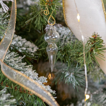 White and Gold Christmas Decorations