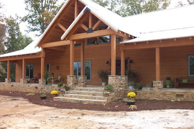 Traditional exterior home idea in Atlanta