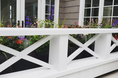 Inspiration for a modern patio remodel in Toronto