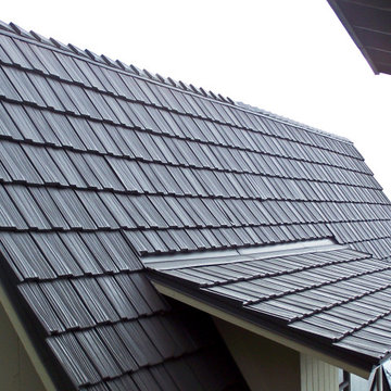 Metal Roofing - Classic Manor Shake in Black
