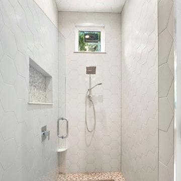 Dundee - Primary suite bath shower