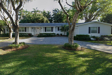 Exterior home idea in Miami