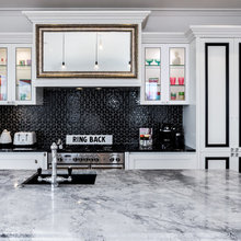 Dining room/wet Bar