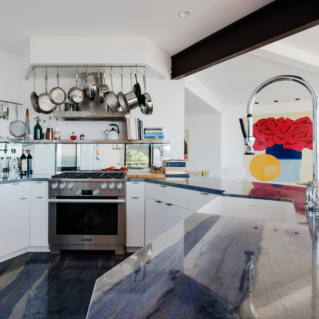 Contemporary Kitchen