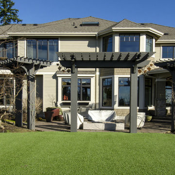 Lake Sammamish Backyard Putting Green
