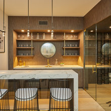 8267-Wet Bar