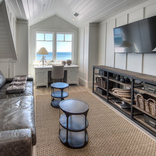 Game room (garage)