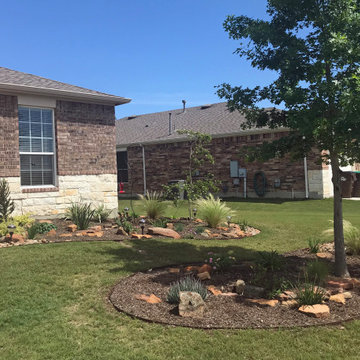 Builder Grade Front Yard Make-over