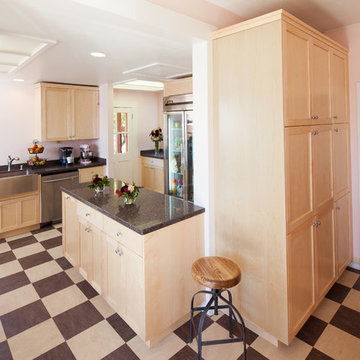 Marmoleum Composition TIle