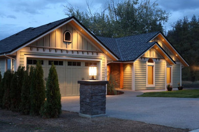 Arts and crafts exterior home photo in Other
