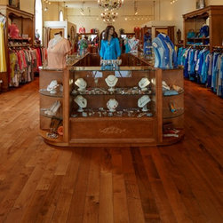 Immaculate Women's Clothing Shop - Hardwood Flooring