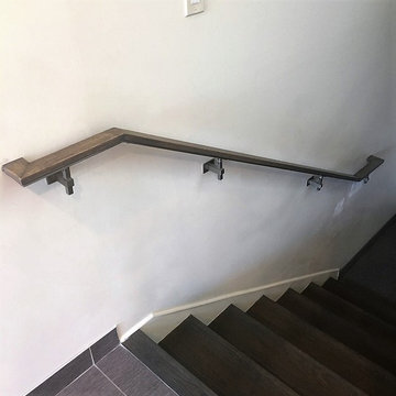 WALL MOUNTED HANDRAILS