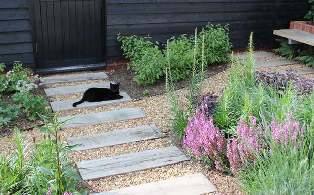 13 Design Ideas When Choosing Gravel for Your Garden ...