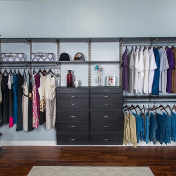 Organized Living Walk In Closet Design