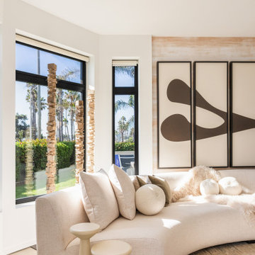 Santa Monica, CA. Beach front, cozy contemporary design