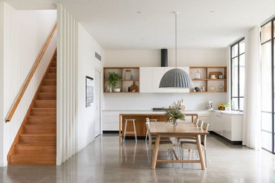 Design ideas for a contemporary dining room in Geelong.