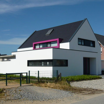 Haus F.