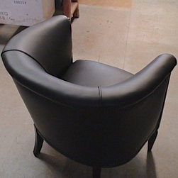 Fauteuils 1925 en cuir noir - Armchairs And Accent Chairs