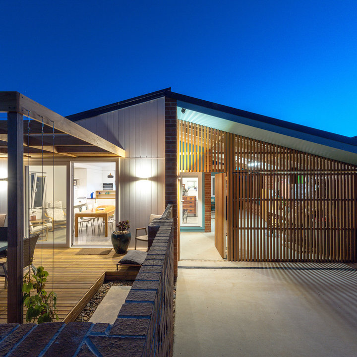 75 Beautiful Small Garage Ideas and Designs - March 2026 | Houzz UK