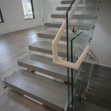 Project #80 | Mono-Beam Staircase with Glass Panels