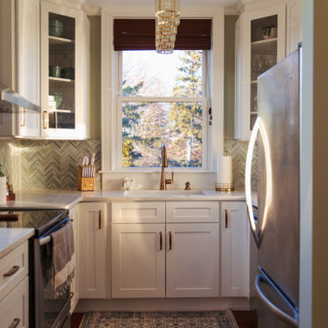 Newport Airbnb Kitchen
