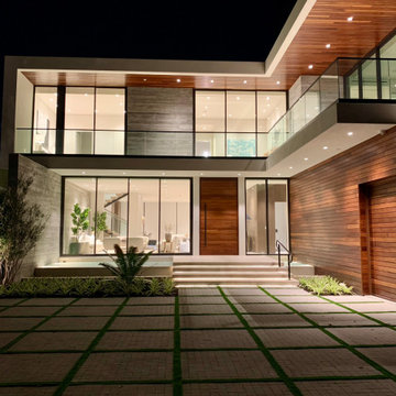 Venetien Project - 108 W Rivo Alto Drive