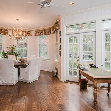 Dining area in Kitchen
