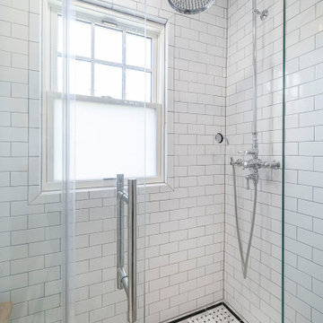 Traditional Bathroom and Powder Room Remodel / Alexandria, VA