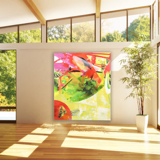 ブリッジポートの大きいミッドセンチュリースタイルのおしゃれなヨガスタジオ (白い壁、淡色無垢フローリング、茶色い床) の写真