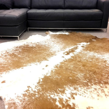 Luxury Premium Cowhide Rug / 6'9" x 7'7" / Handmade / Imported from Europe