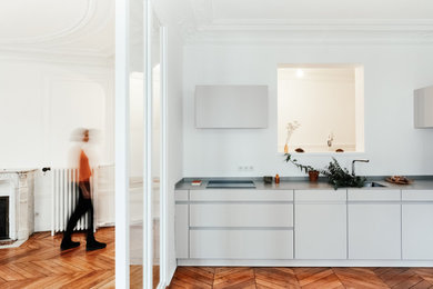 Inspiration pour une cuisine minimaliste.