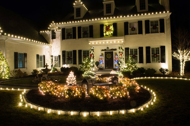 Professional Holiday Decorating Services by Christmas Decor Inc.