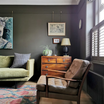 The Harrogate Coach House Cottage - Living Room