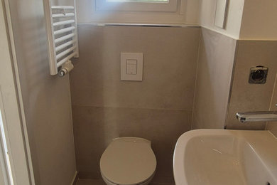 Moderne Gästetoilette in Berlin