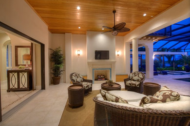 Inspiration for a transitional patio remodel in Tampa