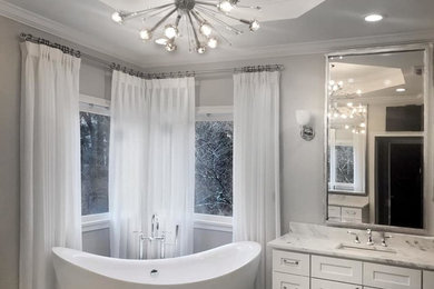 Example of a bathroom design in Atlanta