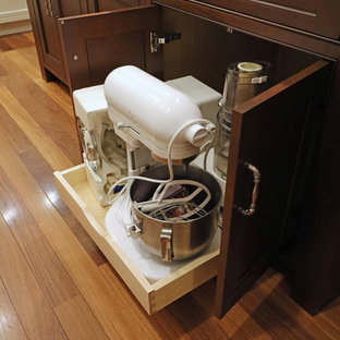 Shrewsbury two tone beaded inset